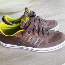Rare- Adidas Samba Modern 09 - Men’s Size 8 $100