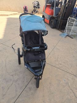 Baby trend  jogger stroller as new
