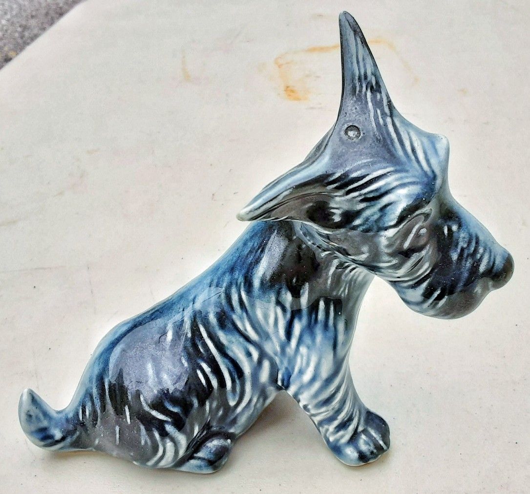 Antique Black 5.5" H scotty dog Scottish terrier figurine unmarked Fala