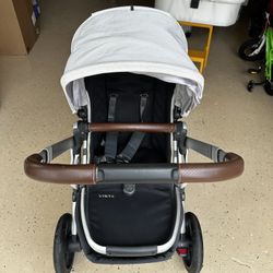UPPAbaby vista 2 + Mesa V2 Travel System 