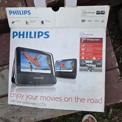Philips Dual Screens Portable LCD DVD Player