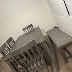 Dinning Room Table