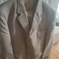 Bacrach Suit