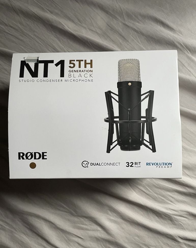 Rode NT1 Studio Microphone With Stand