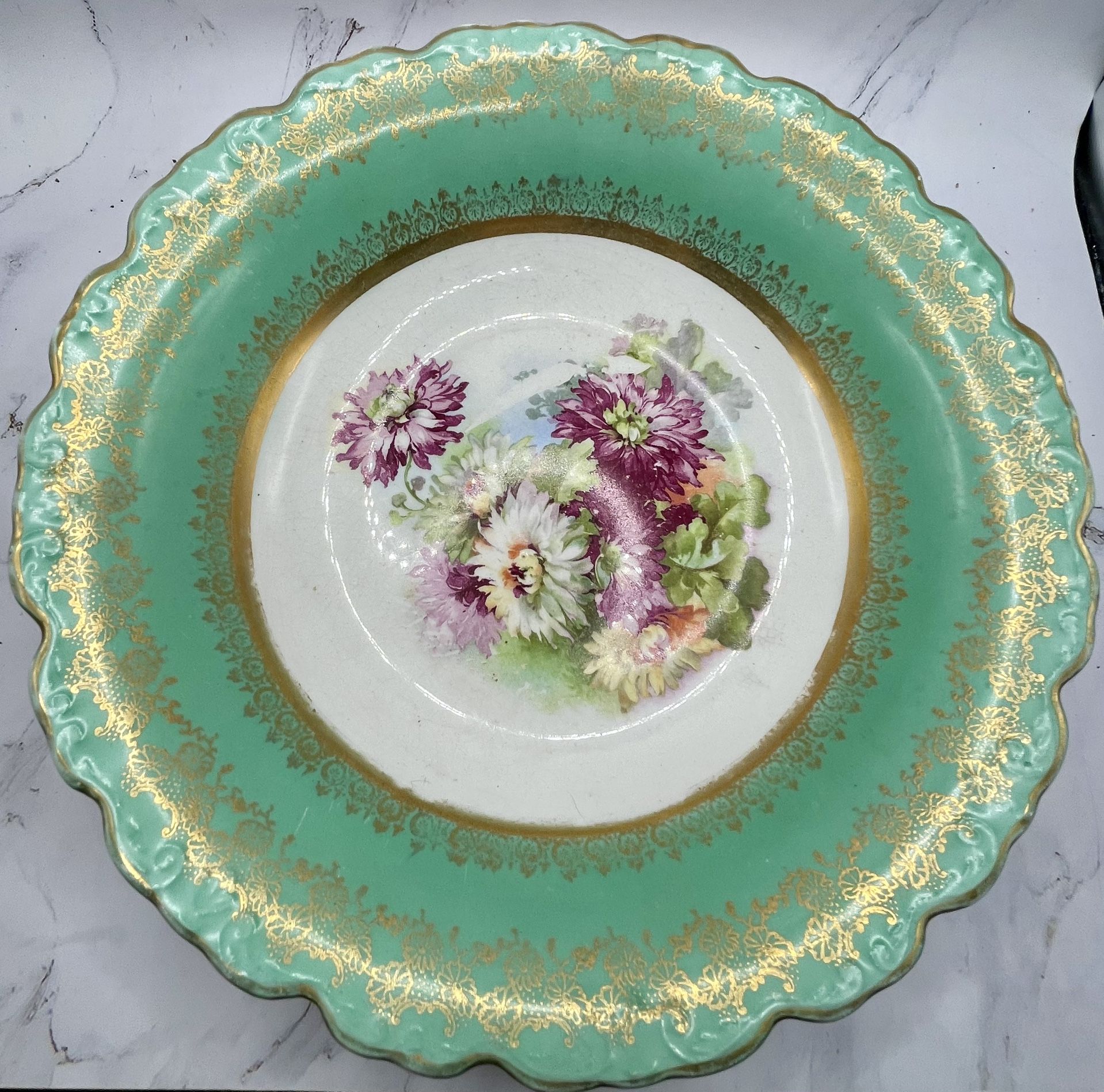 https://offerup.com/redirect/?o=Ty5DLkNv Ohio Limoges Antique 1900th Porcelain Floral Luncheon Plate