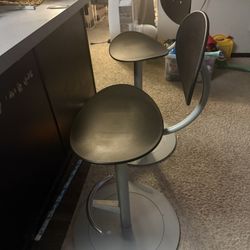 Free Bar Stools 