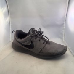 Nike Roshe One Running Or Casual Shoes 