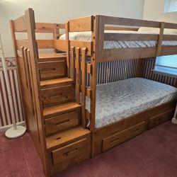 Ray & Flan Bunk Bed With Stairs