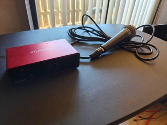 Shure SM58 & Focusrite Scarlet Solo 3RD Gen Interface with XLR cable