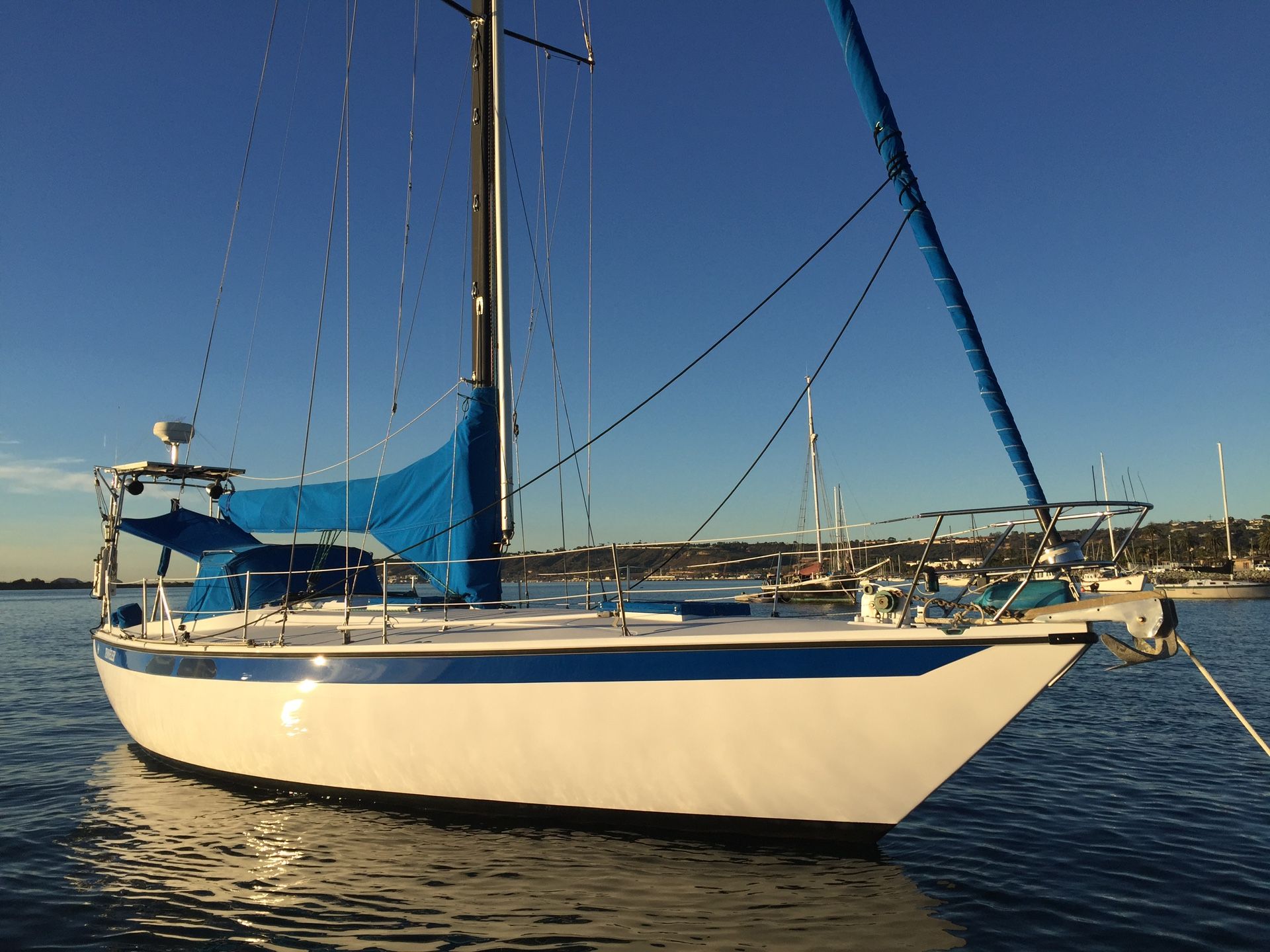 1971 Ericson 39 Flush Deck