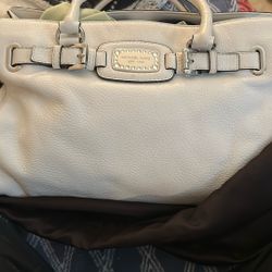 Micheal Kors White Bag 