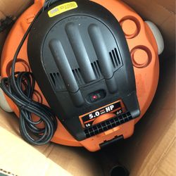 Rigid Wet/dry Vac 16 Gallon  5HP. (Sold  Pickup Pending)