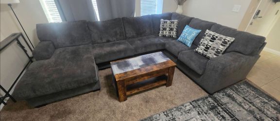 Ashley Furniture Large Modular Sectional – Smoke Gray
