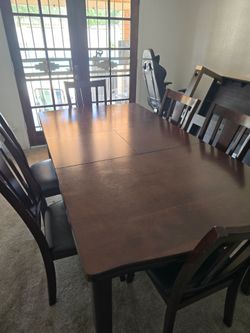 Haddigan Extendable Dining Table
