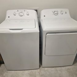 LIKE NEW GE WASHER AND DRYER SET!!!