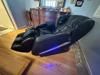 Full body massage chair - Zero Gravity