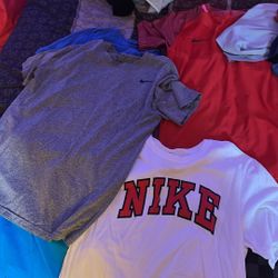 Nike shirts Mens (S) (M) $40 For All