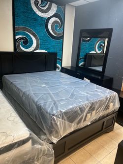 Furniture bedroom, set queen size