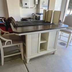 Pub height Table