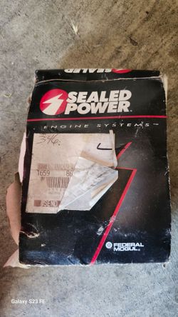 Sealed Power engine parts box from Federal-Mogul