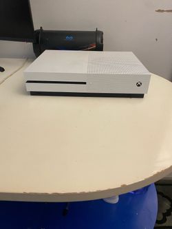 Xbox one S - only power cord and no controller