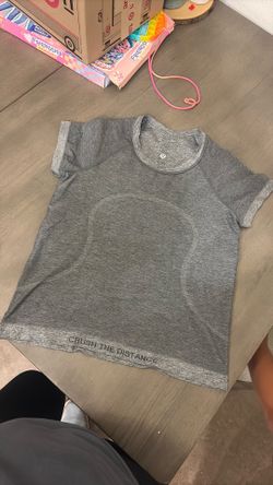 Girl’s LuLulemon Active Top Size 14/16