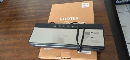 Vacuum Sealer Machine with bags included