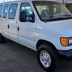 2005 Ford Econoline