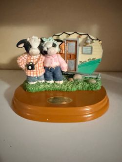 Mary's Moo Moos Cow Figurine with Camper