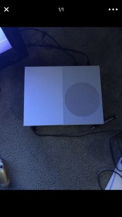 Xbox one x 1TB and PS4 500 GB