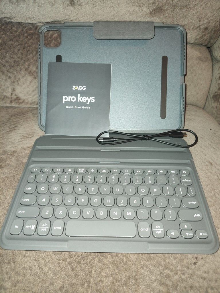 Zagg ZKB11FBB34 PRO Keys Detachable Bluetooth Keyboard -  for iPAD PRO 11
