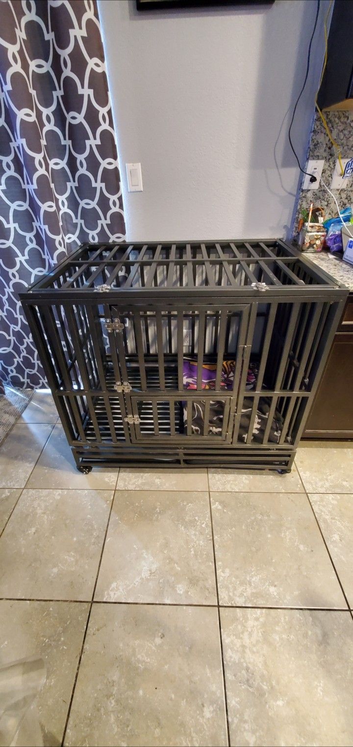 LUCKUP Heavy Duty Dog Kennel /Crate 42"