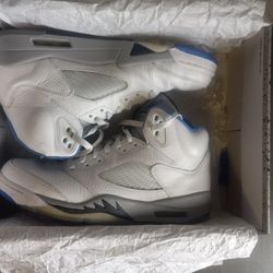 Retro Jordan 5 Blue Stealth Size 11 w/Box