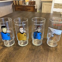 Vintage Star Trek Dr Pepper Glasses 1976  