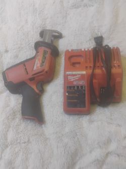 Milwaukee M12 Hackzall Reciprocating Saw with Charger