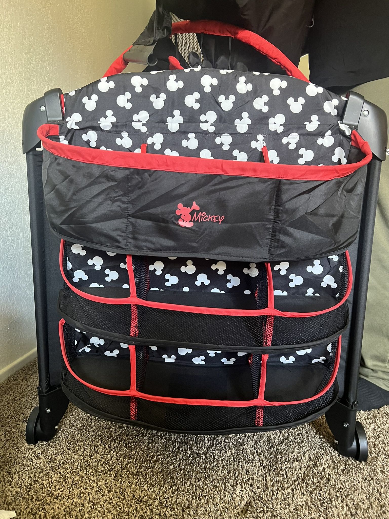 Mickey Baby Bassinet/Pack N Play