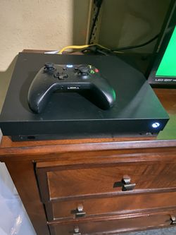 Xbox One X 1TB