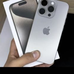 IPhone 15 Pro Unlocked / Liberado 👌 (Different Colors Available)