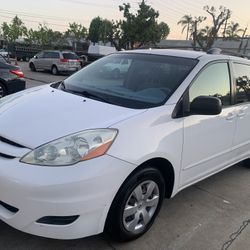 Toyota Sienda LE 2006 