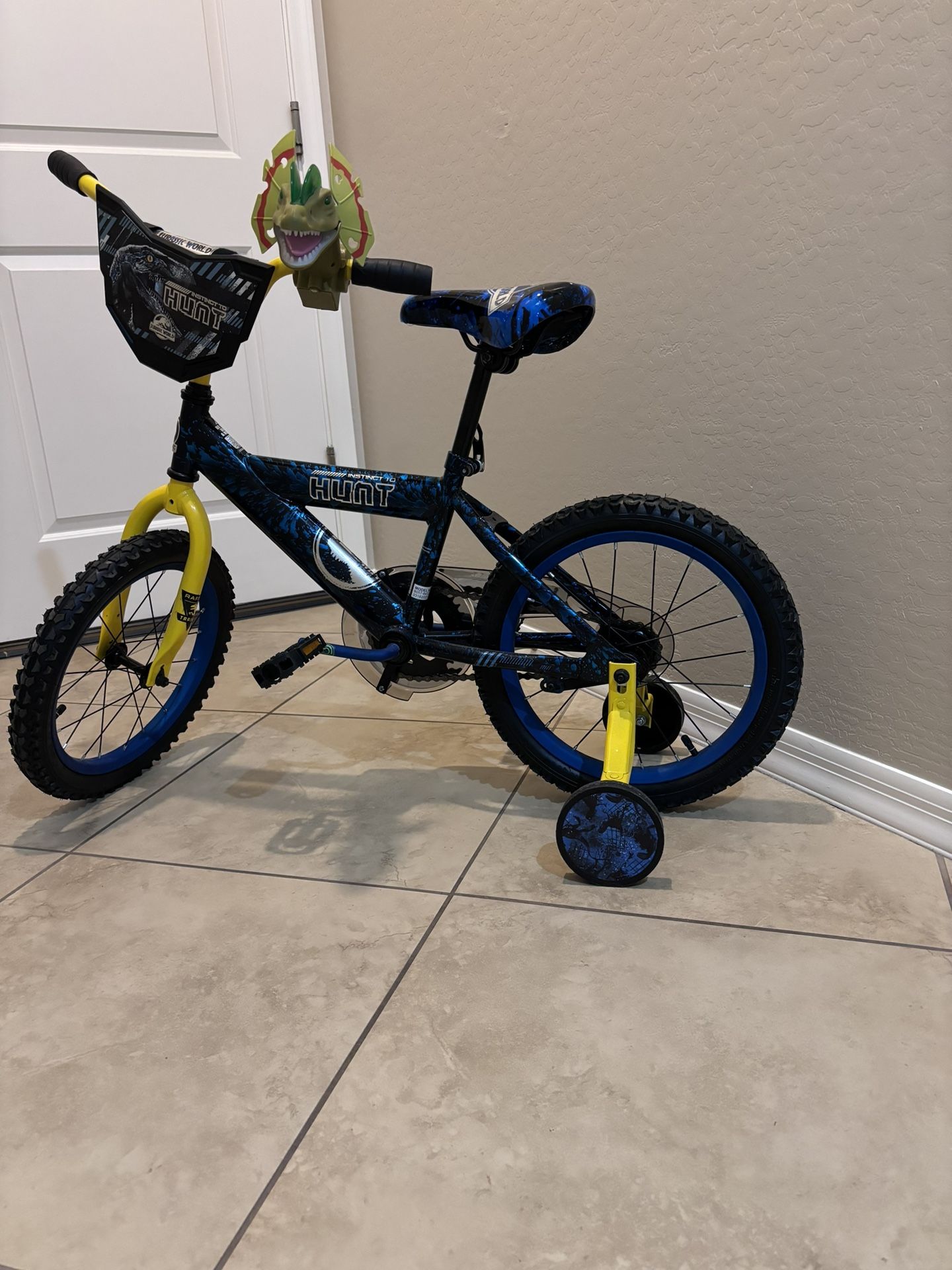 Dynacraft Jurassic World Kids Bike 16-Inch