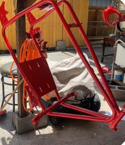 Has suspension handle bars and brakes