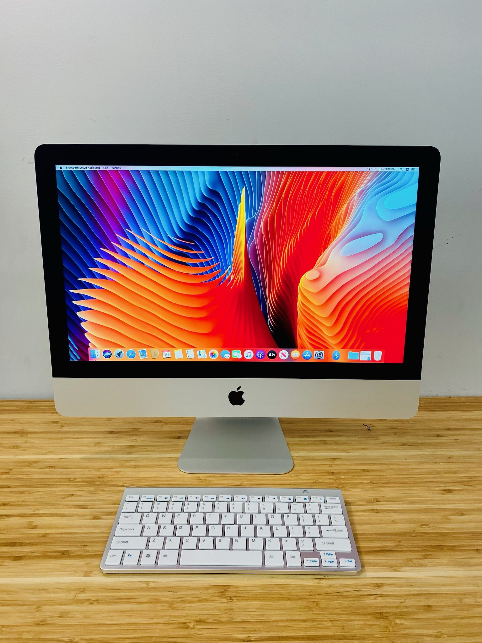 iMac 21” Desktop Apple Intel Core i5/8GB RAM/512GB Storage⚡️ Microsoft Office Word Excel,Logic,Final Cut🖥️1 Yr Wrnty✅$0Down Finance Available