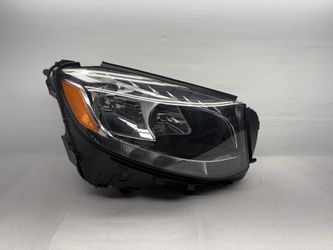 16-19 Mercedes Benz GLC300 Passenger Side RT Halogen Headlight OEM