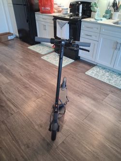 Brand New Never Used Electric Scooter Foldable Black