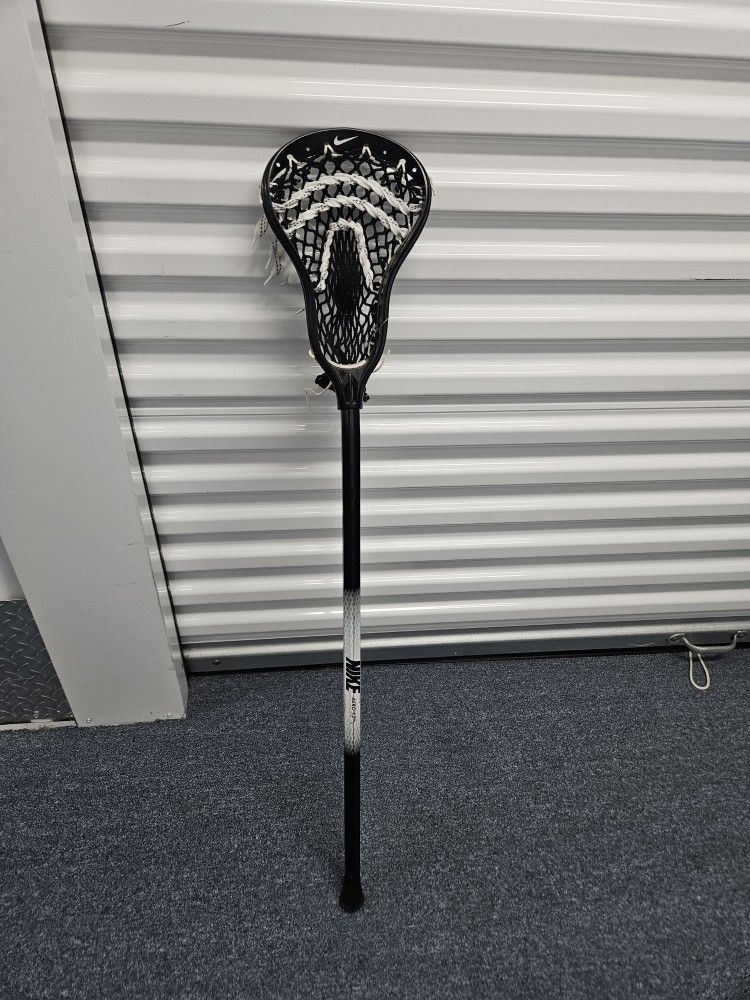 Nike Blur 10 Head w/Nike Aero 10 Shaft Attack/Midfield Lacrosse Stick, 41.5" Volt