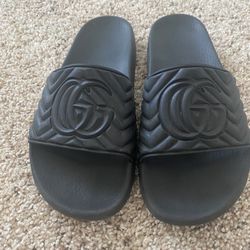 Gucci Slides US mens Size 8 Authentic 
