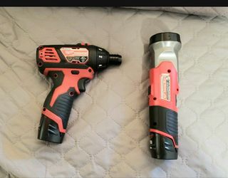 Milwaukee M12 Cordless Impact Driver + Work Light + 2x Batteries - NEW
