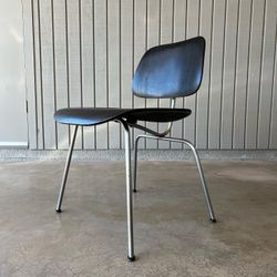 Early Vintage 1950s Eames DCM (Dining Chair Metal) Chair For Herman Miller