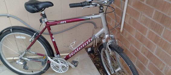 Men's mountain bike