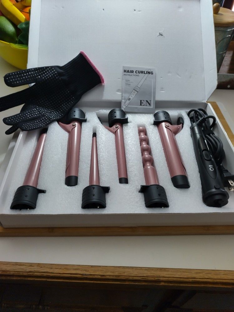 Interchangeable Curling Iron Set